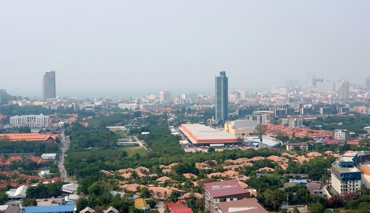 Dusit Grand Condo View Jomtien Beach Buitenkant foto