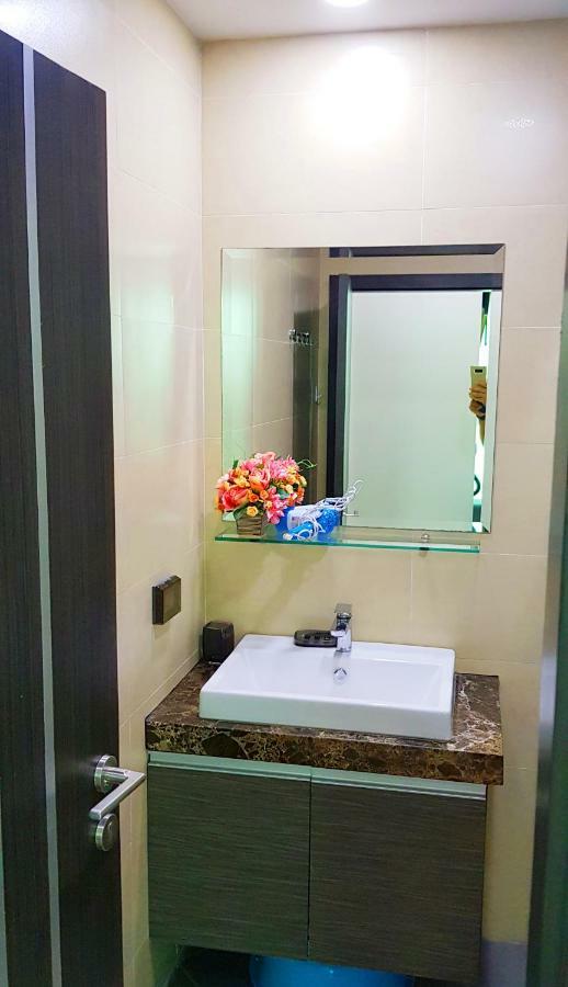 Dusit Grand Condo View Jomtien Beach Buitenkant foto